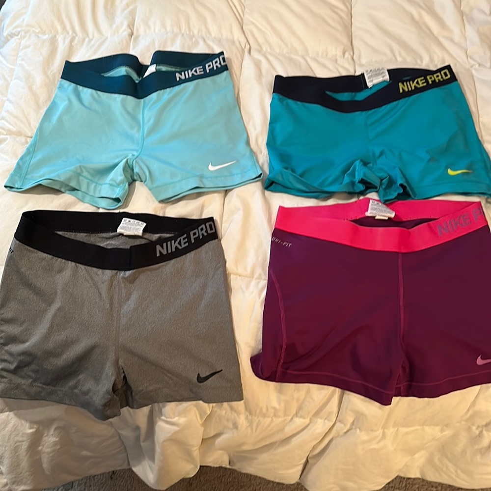 Bundle Nike Pros All Size Large